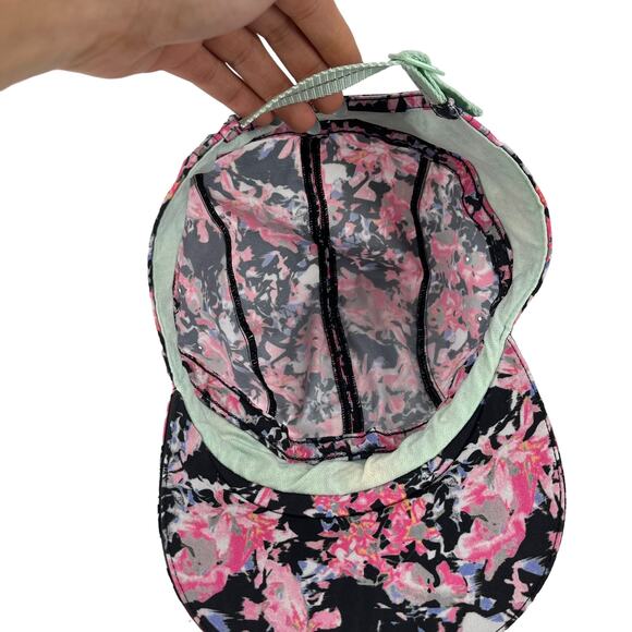 LULULEMON Race To Win Run Hat Crosscourt Petal Black Pow Pink Light OS - Picture 6 of 6